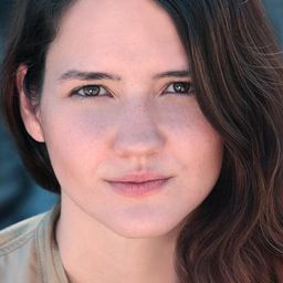 Mary Ann Raemisch 飾演 Jade's Friend