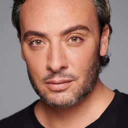 Salvatore Antonio 飾演 Pizza Delivery Boy