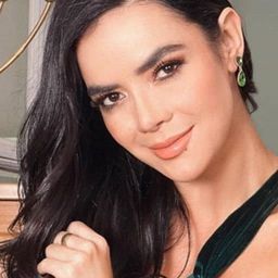 Elianis Garrido 飾演 Tatiana