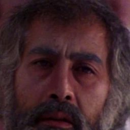 Tony Casale 飾演 Police Officer