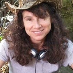 Catherine Cyran - 亞馬遜之火編劇