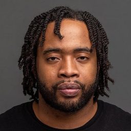 Bertrand E. Boyd II - 皇后與瘦子演員 飾演Black Man