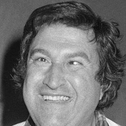 Jimmy il Fenomeno 飾演 Waiter