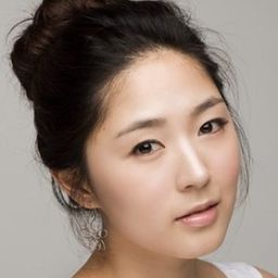 Yoon Chae-yeong 飾演 Hong Se-kyung