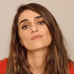 Olivia Molina 飾演 Jara