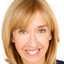 Laurel Green 飾演 Coyote Date