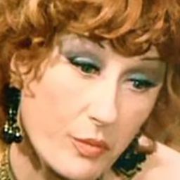 Danika La Loggia - 愛情神話演員 飾演Scintilla