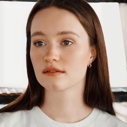 Sigrid 飾演 Herself