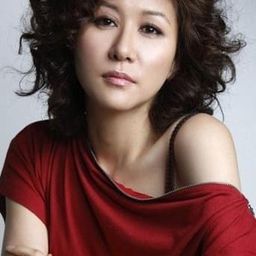 Yoon Ye-hee 飾演 Oh Yu-jeong