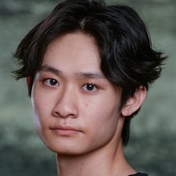 James Huang 飾演 Young San