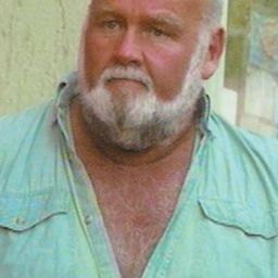 Ron Tarr 飾演 Dirty Dick