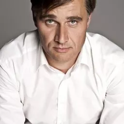 Zsolt Trill 飾演 (segment "Shortlasting Silence")