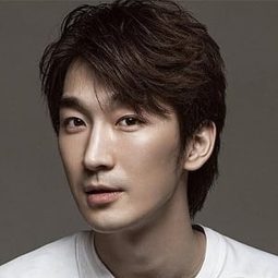 鄭家彬 - 詩人演員 飾演Zhang Yi