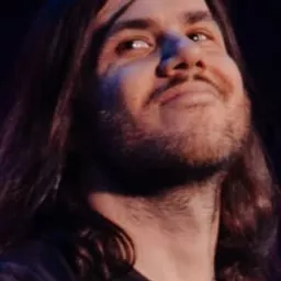 馬克斯·伯恩斯坦 飾演 Self - Co-Band Leader, Guitar, Keyboards