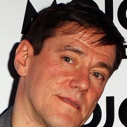 Stephen Morris 飾演 self