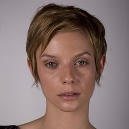 Ana Moreira 飾演 Irma Joana