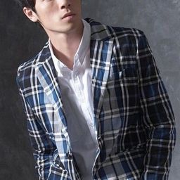 沈威年 飾演 Tsai