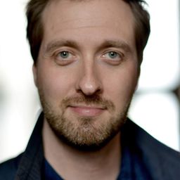 拉斯穆斯史佛森 - 超能家族導演