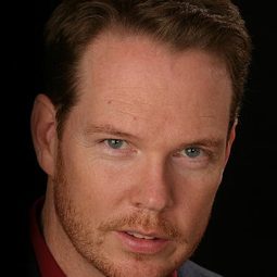 William O'Leary 飾演 Andy