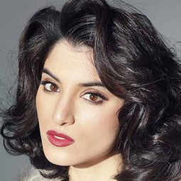 Francesca Ruscio 飾演 Sophia