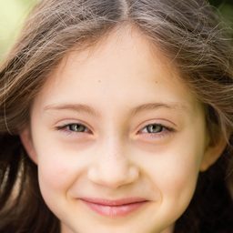 Mia McGovern Zaini 飾演 Olivia