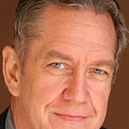 Sean Moran 飾演 Western Union Clerk
