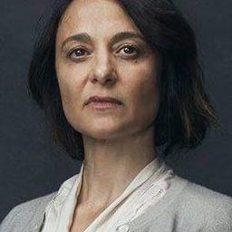 Daniela Farinacci 飾演 Donna