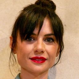 麥倫·伊巴格倫 飾演 Ainara