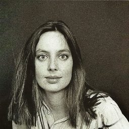 漢娜·米庫奇 - 告解危機演員 飾演