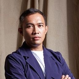 龍男．以撒克．凡亞思 - 冠軍之路導演