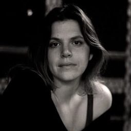 Maïa Sandoz - 錯愛的教育演員 飾演La psychologue