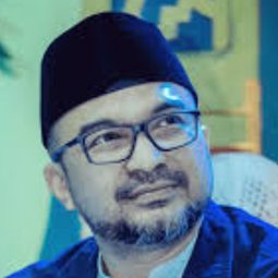 David Chalik - 錯愛天堂 2演員 飾演Teacher Yusuf