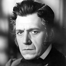 Jean Martinelli - 捉賊記演員 飾演Foussard