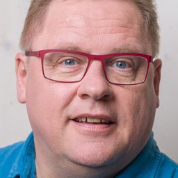 Václav Kopta 飾演 Pepa