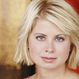 Tara Killian - 改造先生演員 飾演Mary Christian