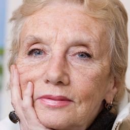 Alla Osipenko 飾演 Self