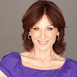 Marilu Henner 飾演 Self