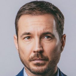 馬丁·康普斯頓 - Still Game: The Story So Far演員 飾演Self