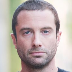 Jacob Tierney - St. Urbain's Horseman演員 飾演Joey