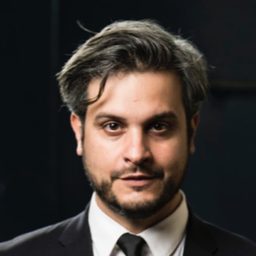 Nahuel Di Pierro 飾演 Leporello