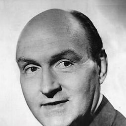 莫里斯·德納姆 - Torture Garden演員 飾演Uncle Roger (segment 1 