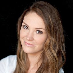 Brittany Drisdelle 飾演 Priscilla