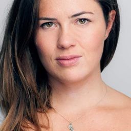 Kate McGill - Jean演員 飾演Woman Fan (Restaurant)