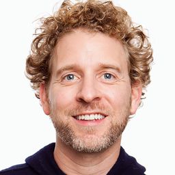 Jeff Grace 飾演 Kevin Hoffman