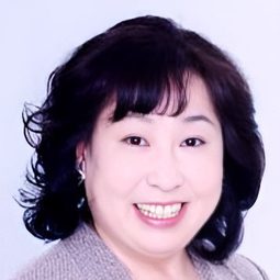 橘雪子 飾演 