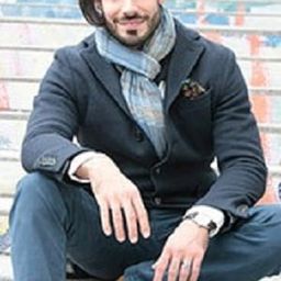 Alessio Arduini 飾演 Schaunard