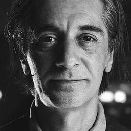 Francesco Paglino 飾演 Rapinatore