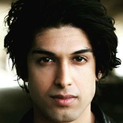 Kunal Sharma 飾演 Jai