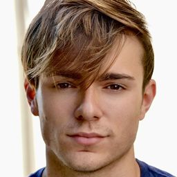 Jordy Tulleners 飾演 Dez