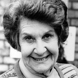 Constance Chapman - My Friend Walter演員 飾演Gran